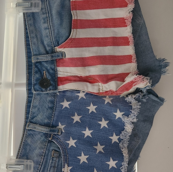 Bullhead Red White Blue Shorts - Picture 2 of 4